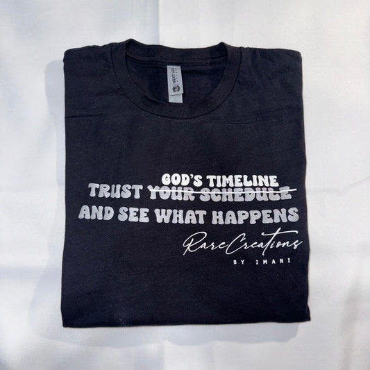 “TRUST GOD’S TIMELINE” T-SHIRT METALLIC SILVER
